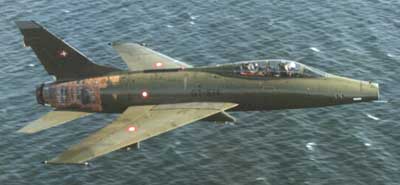 F-100 kampfly fra det danske flyvevben