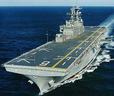 Det amerikanske amfibiefartj USS Bonhomme Richard