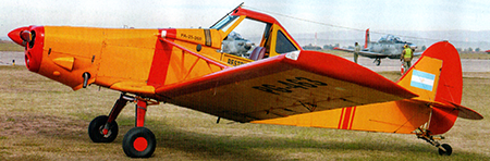 Piper PA-25 Pawnee fly fra det argentinske luftvåbens flyveskole Piper PA-25 Pawnee fly fra det argentinske luftvåbens flyveskole