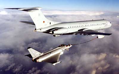 VC10 tanker Eurofighter Typhoon jagerfly i luften
